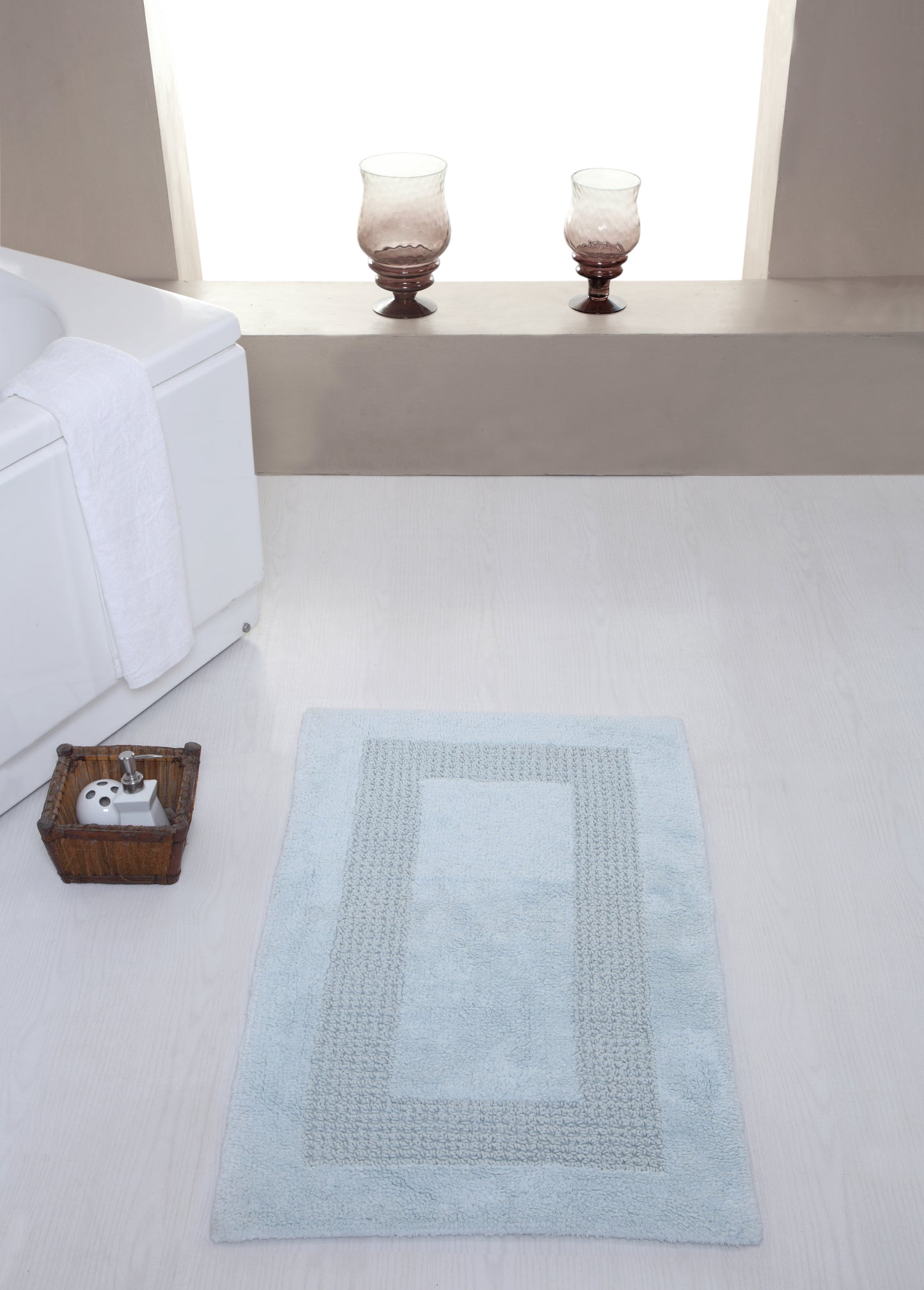 KNIGHTS BRIDGE -  SINGLE PIECE HONEYCOMB TRACK BATH RUG COLLECTION