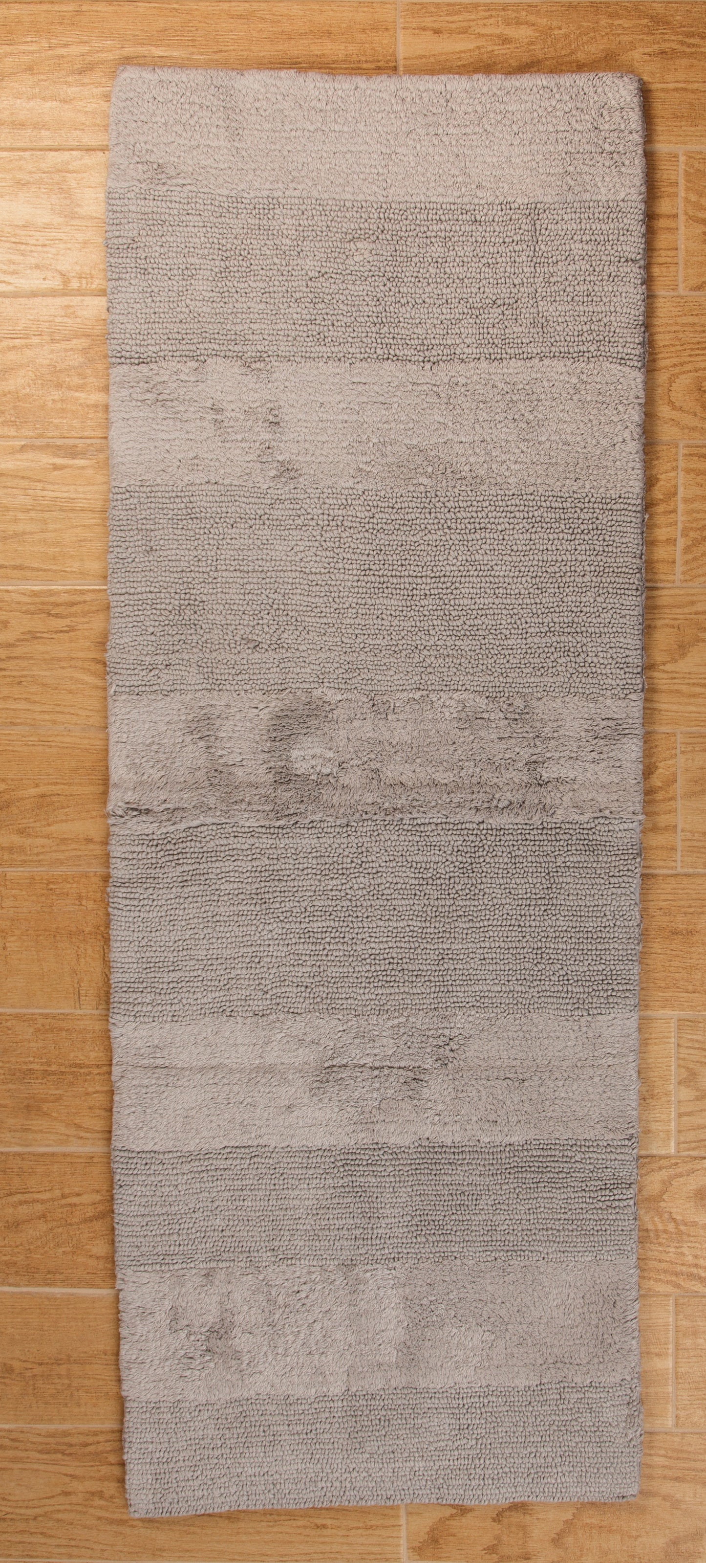 CASTLE HILL LONDON - SINGLE PIECE WIDE CUT REVERSIBLE BATH RUG COLLECTION