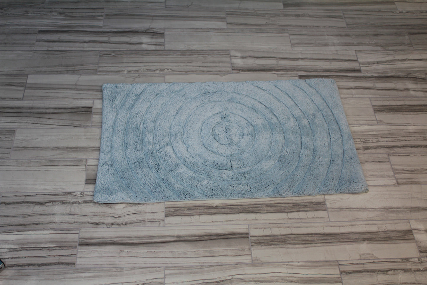 KNIGHTS BRIDGE - SINGLE PIECE ECHO BATH RUG COLLECTION