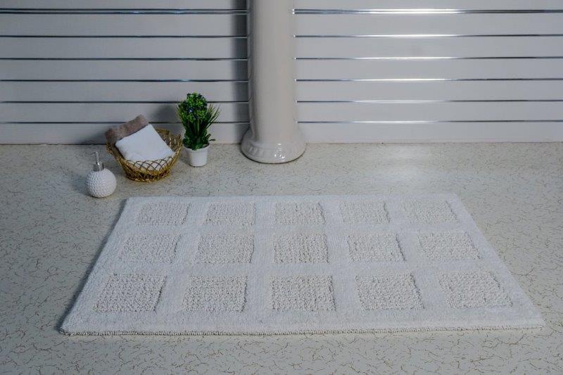 PERTHSHIRE PLATINUM COLLECTION - SINGLE PIECE SQUARE HONEY REVERSIBLE BATH RUG COLLECTION